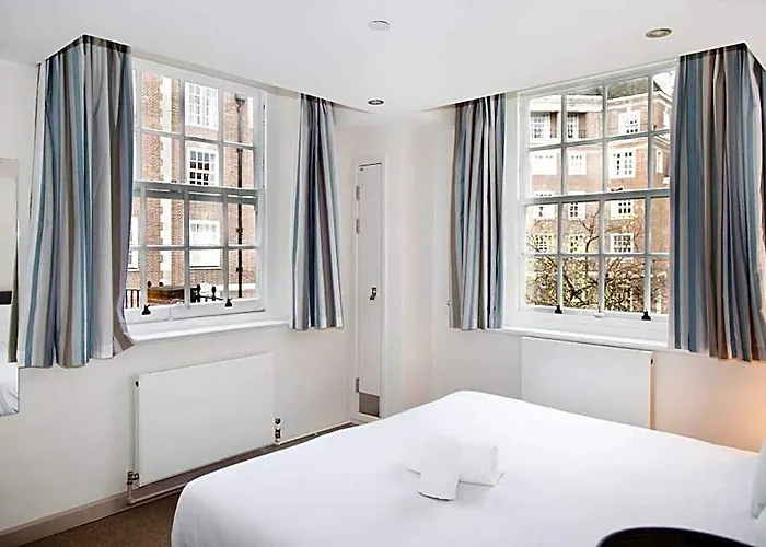 Goodenough College - University Residence London