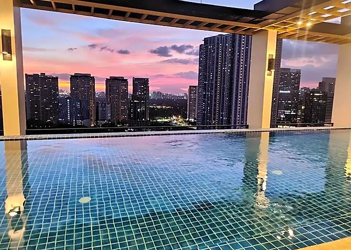 Capital O 804 The Residences At Bonifacio Civic Center Manila