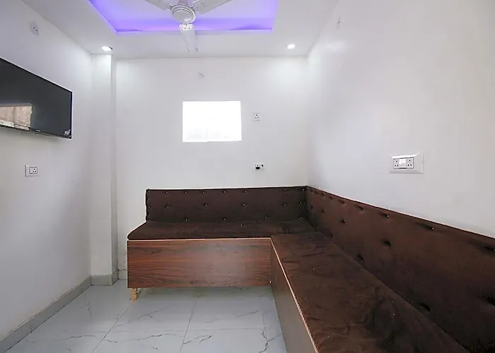 Hotel O Varn Residency And Hotels 2 Greater Noida