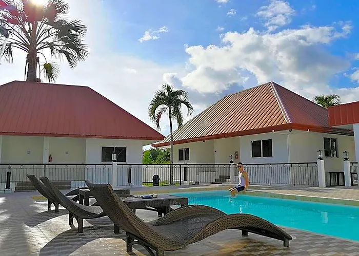 Heartland Hotel Serviced Rooms & Apartments BOHOL