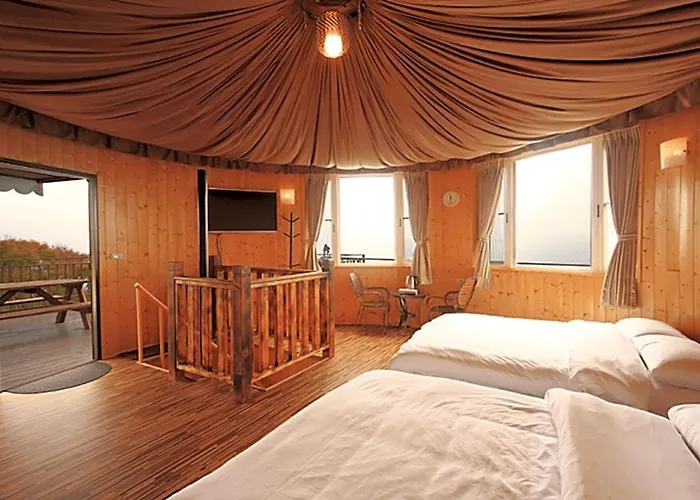 Yurt In Mountains Hotel Nantou