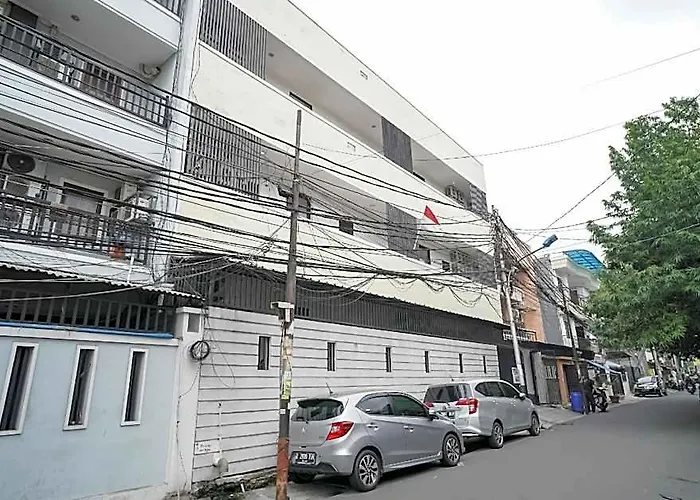 Koolkost Near Universitas Binus Anggrek Jakarta