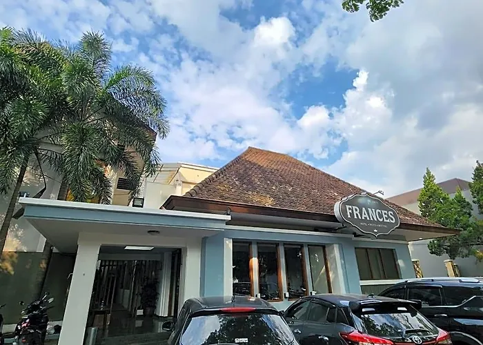 Hotel Frances Bandung