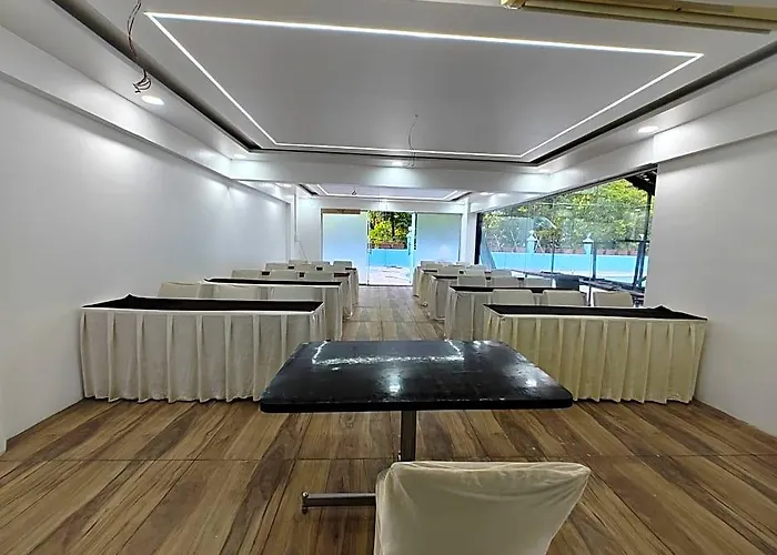 Mist Valley Resort Lonavala