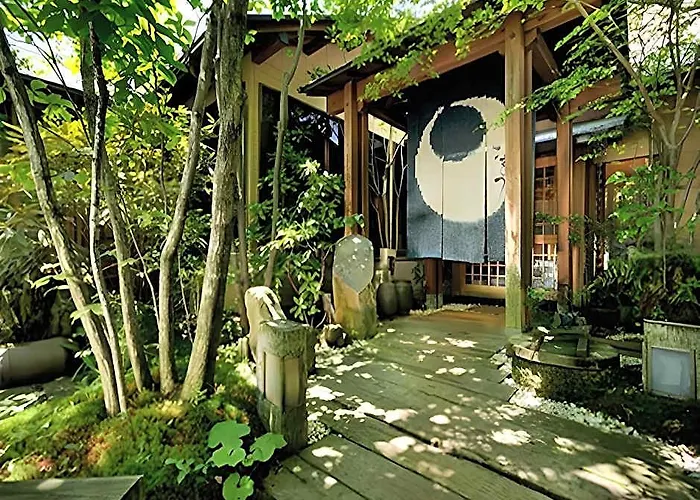 Tsumikusa No Yado Komatsu Ryokan Kirishima