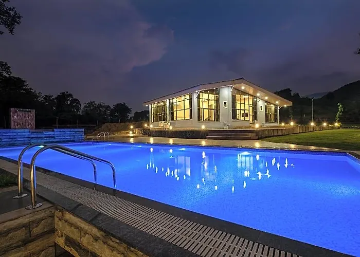 Hillrock Resort & Villas, Karjat Neral