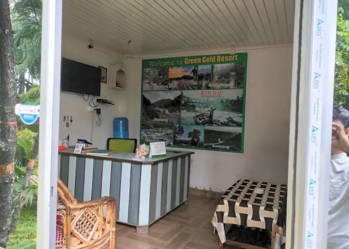 Goroomgo Green Gold Resort Lataguri
