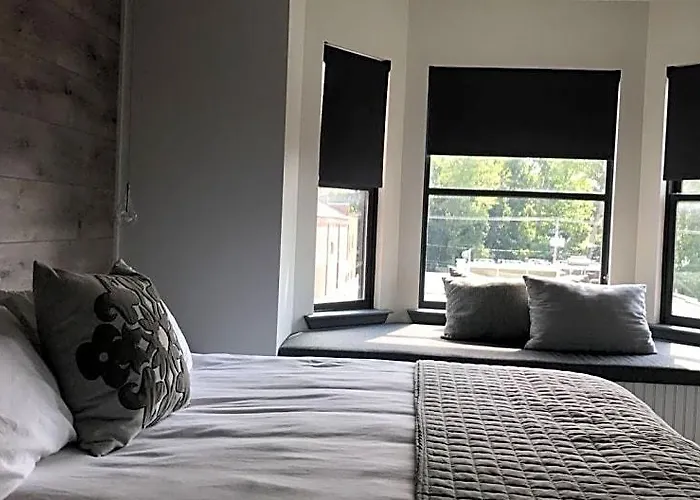 The Beacon Hotel