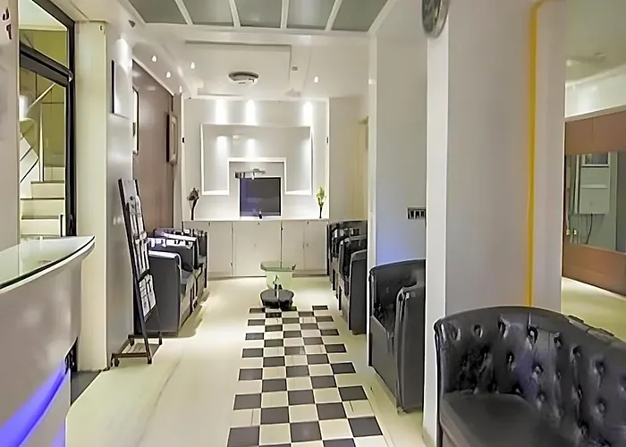 Hotel Apple Inn Ahmedabad