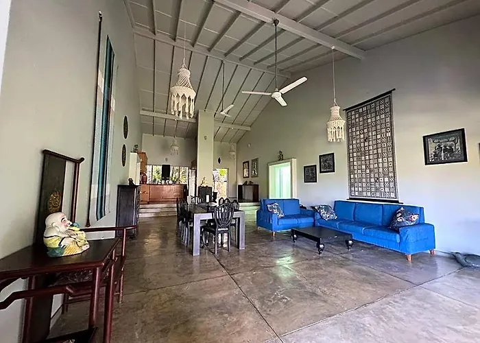 Hibiscus Villa Unawatuna