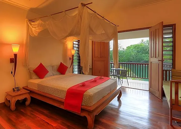 Tropicana Lagoon Resort Port Vila