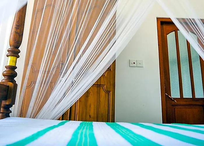 Castle Bay Resort Mirissa