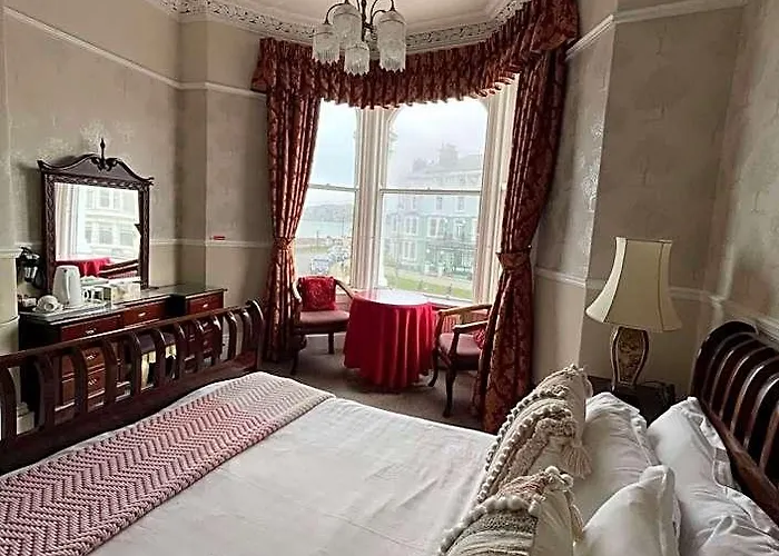 Montclare Hotel Llandudno