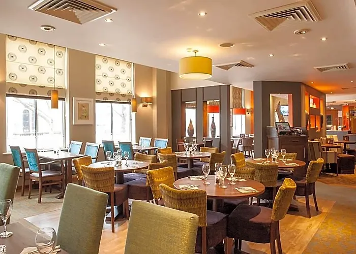 Premier Inn Premier Inn Swansea City Centre
