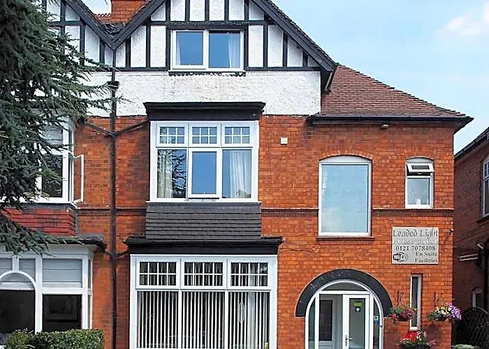 Leaded Light Guest House Solihull