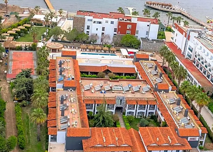 Tiana Beach Resort Turgutreis