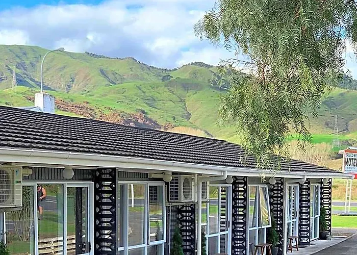 Racecourse Motel Paeroa