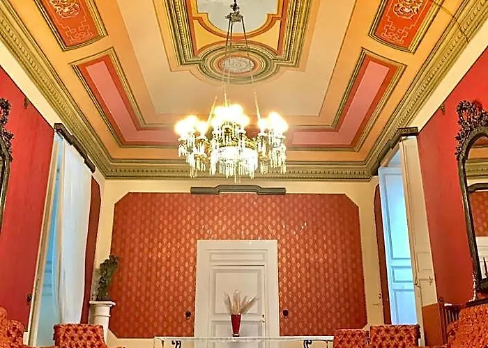 Palazzo Introna Bed & Breakfast Mola di Bari