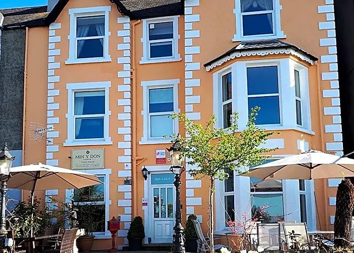Min Y Don Guest House Llanfairfechan