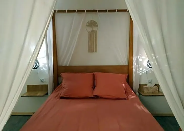 Bed and Breakfast La ferme des Escampades à Monteux