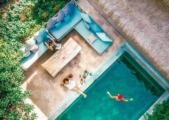 Flowers & Fire Yoga Garden Gili Air