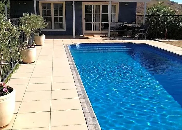 Amazing Views Pet Friendly Bed And Breakfast Yass