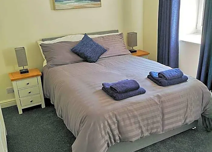 Red Lion Rooms - Self Check In Dalton in Furness