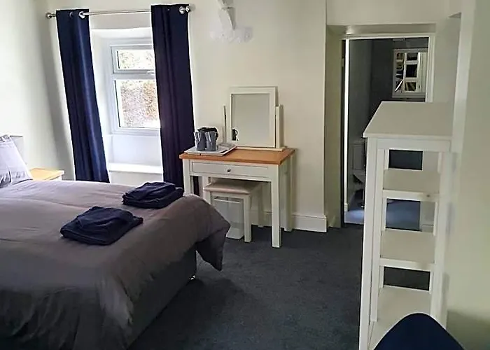Red Lion Rooms - Self Check In Dalton in Furness