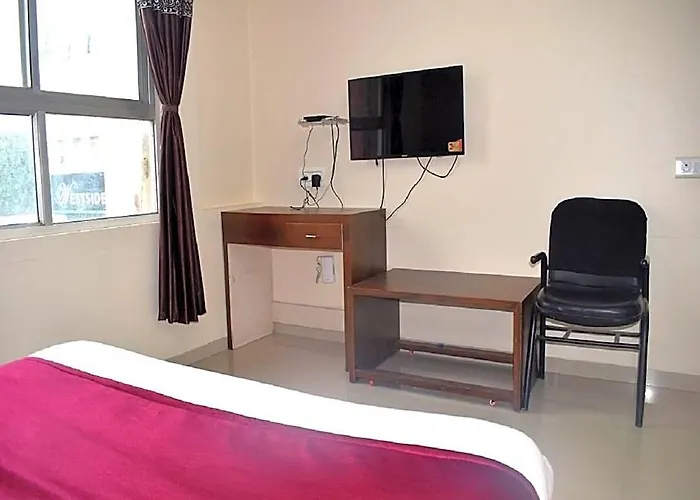 Hotel Vasundhra Gandhinagar