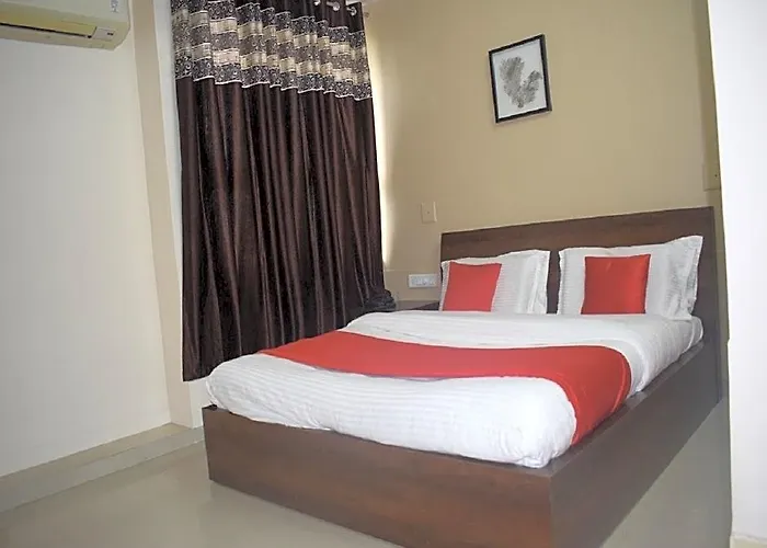 Hotel Vasundhra Gandhinagar