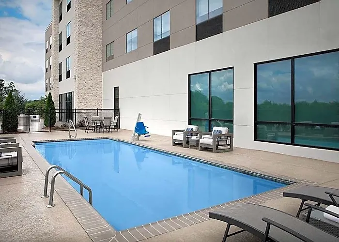 Holiday Inn Express & Suites Mccalla - Birmingham West Bessemer