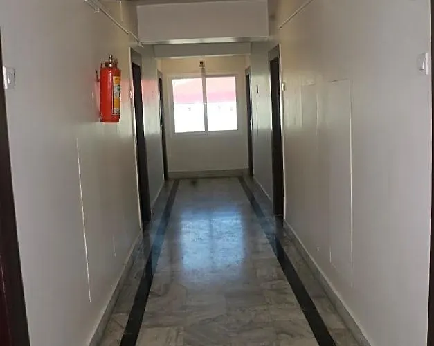Capital O 14995 Hotel Starline Paltan Bazar Guwahati