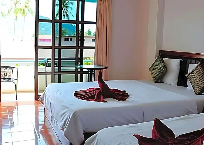 Bonny Hotel 4 Floors No Elevator Plage de Lamai