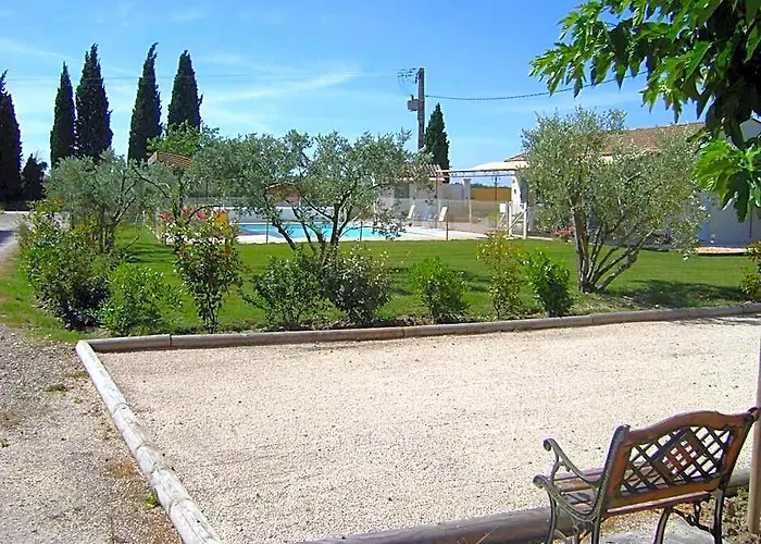 Logis Hotel Des Granges Arles