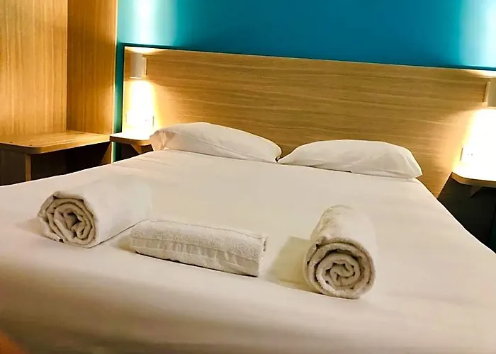 Hotel Du Stade Ex Kyriad Direct Lille Est Stade Pierre Mauroy Villeneuve-d'Ascq
