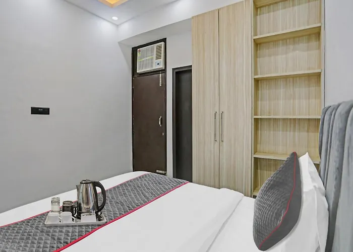 Townhouse Hotel The Rasa A Premium Park Near Onyx Mall Vasundhara Ghaziabad