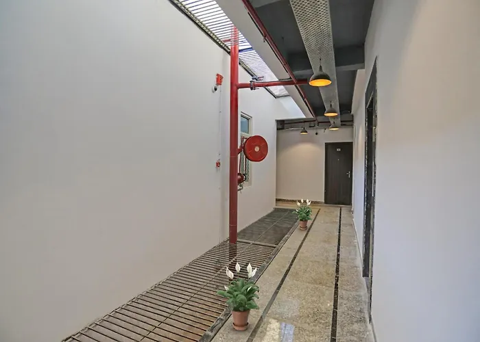 Townhouse Hotel The Rasa A Premium Park Near Onyx Mall Vasundhara Ghaziabad