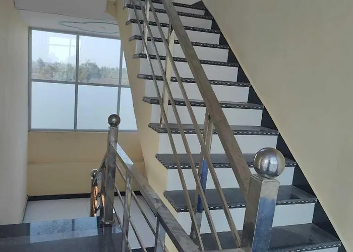 Pop Hotel Brijwasi Inn Vrindavan
