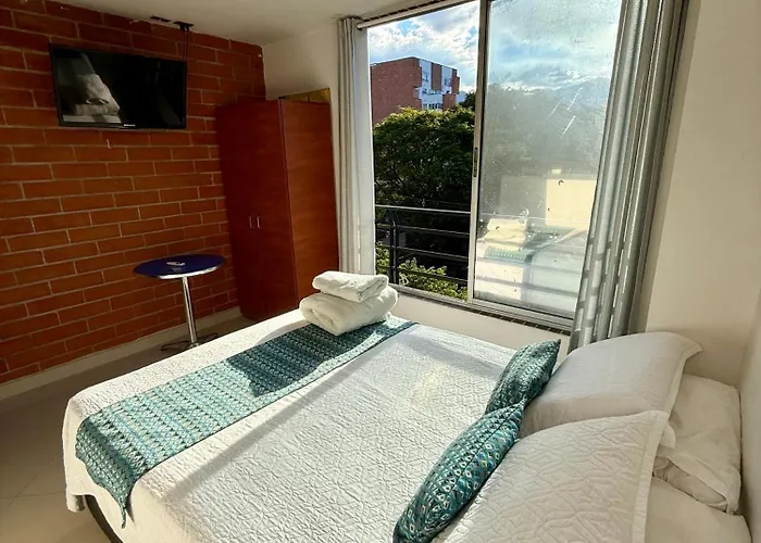 Aparthotel Living Montes Medellín