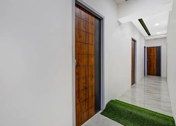 Hotel O Off Hotel Room Surat