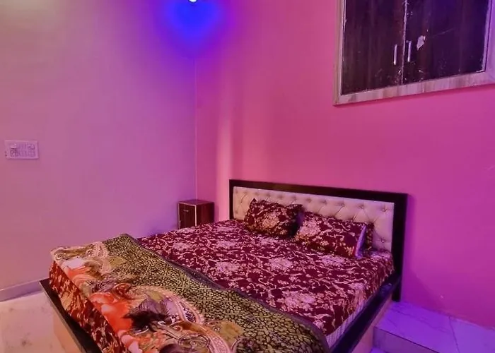 Hotel O Raj Residency Aligarh