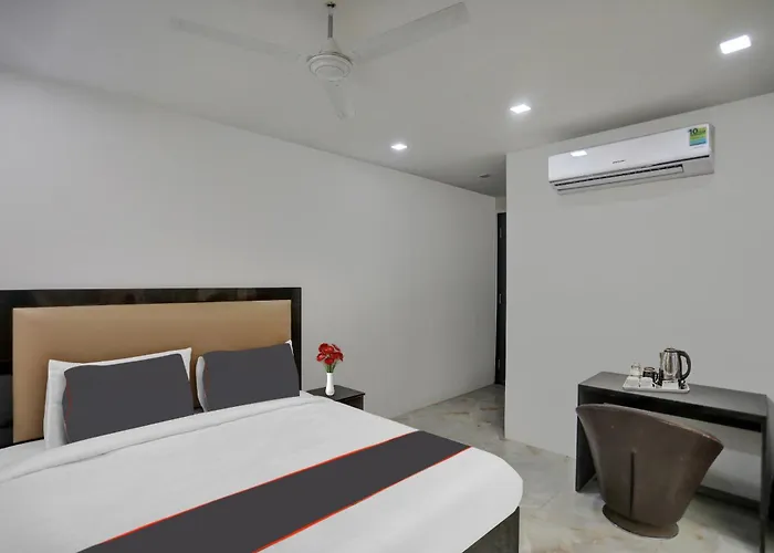 Super Townhouse The Arrow Near Lotus Temple Hotel New Delhi