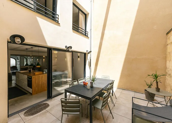 Outsite Bordeaux - Work, Connect, Explore