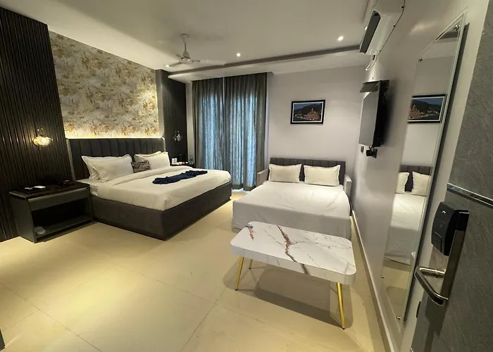 Hotel Azul Ganga Rishikesh