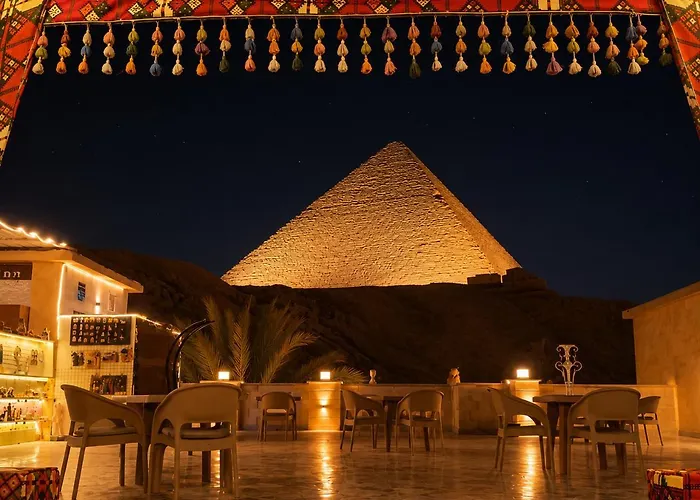 Crystal Pyramid Inn Cairo