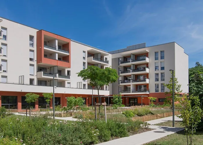 Aparthotel Domitys - L'Ostal à Alès
