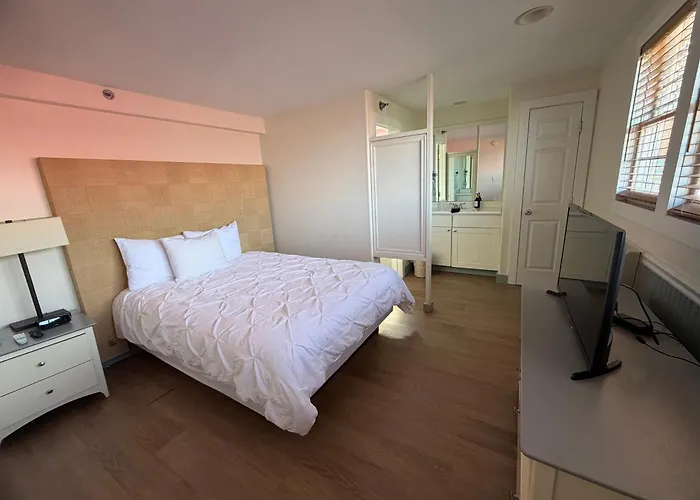 Trade Winds On The Bay Aparthotel Rockland