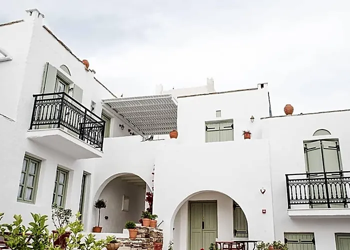 Nastasia Village Naxos City