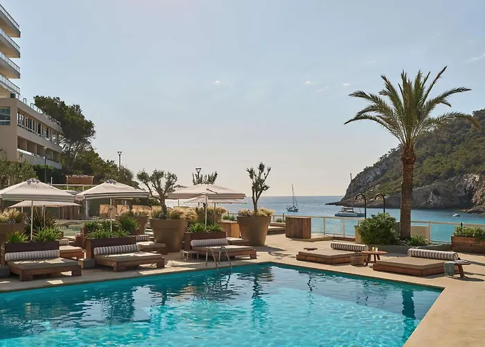 Mondrian Beach Lifestyle Resort By Accor Cala Llonga 