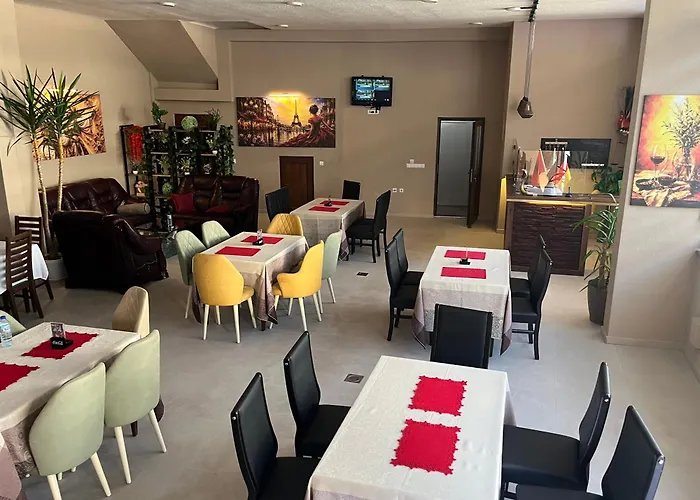 Center Side Hotel Prizren